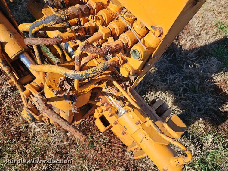 image for item DN7067 1982 Case DH4  trencher