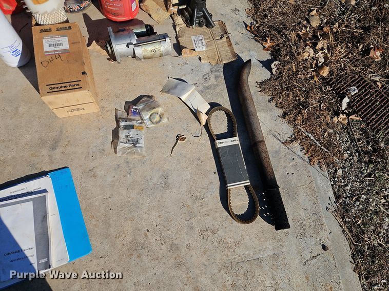 image for item DN7067 1982 Case DH4  trencher