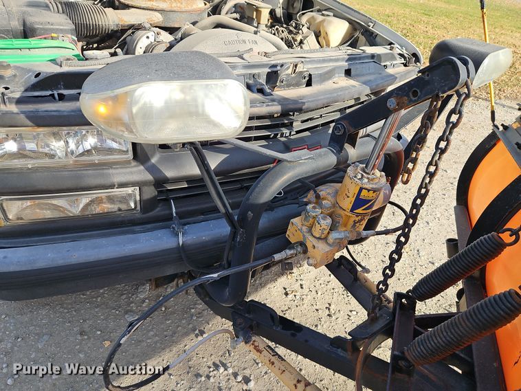 image for item DN7113 1994 Chevrolet Tahoe  SUV