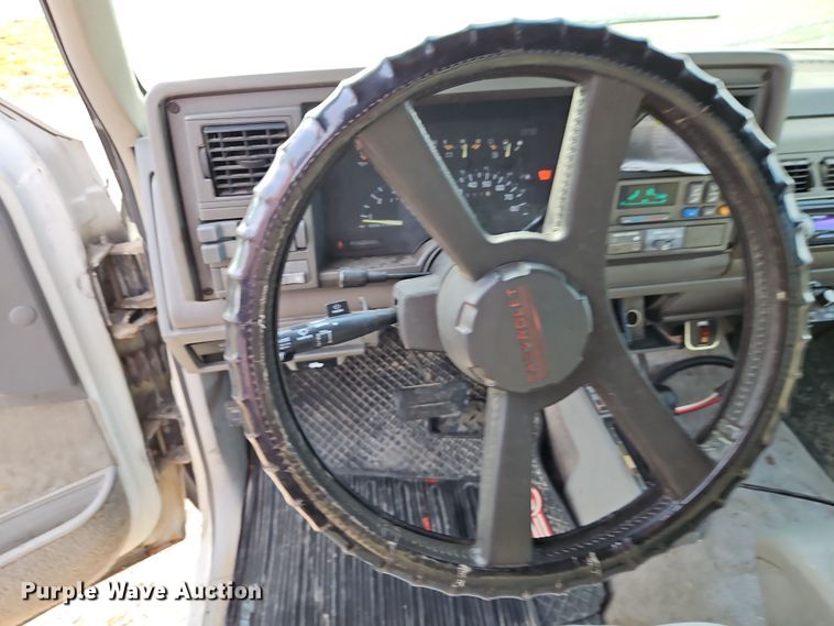 image for item DN7113 1994 Chevrolet Tahoe  SUV