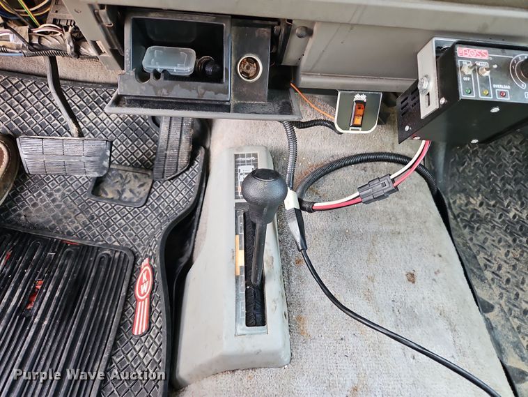 image for item DN7113 1994 Chevrolet Tahoe  SUV