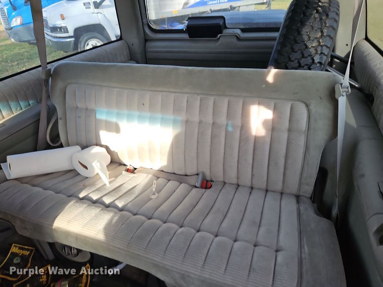 image for item DN7113 1994 Chevrolet Tahoe  SUV