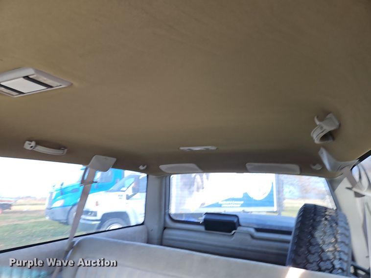 image for item DN7113 1994 Chevrolet Tahoe  SUV