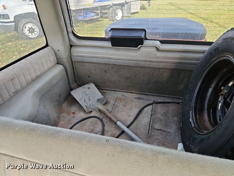 image for item DN7113 1994 Chevrolet Tahoe  SUV