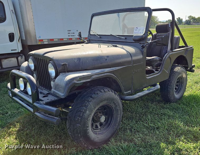 image for item DN8737 1974 Jeep CJ5  SUV