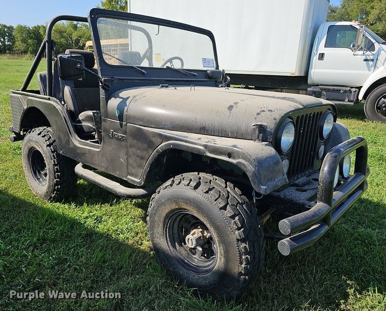 image for item DN8737 1974 Jeep CJ5  SUV