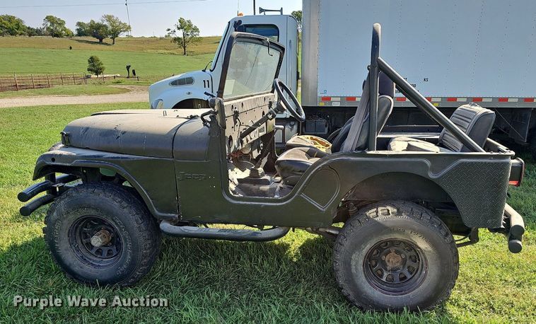 image for item DN8737 1974 Jeep CJ5  SUV