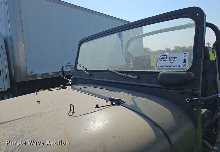 image for item DN8737 1974 Jeep CJ5  SUV