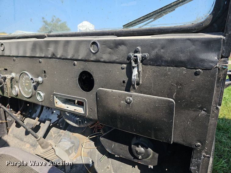 image for item DN8737 1974 Jeep CJ5  SUV