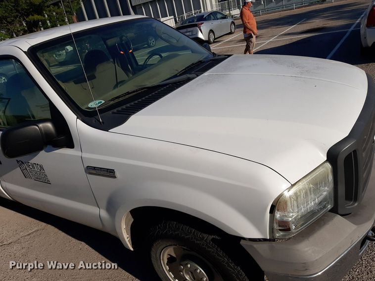 image for item DO3131 2005 Ford F250 Super Duty  pickup truck