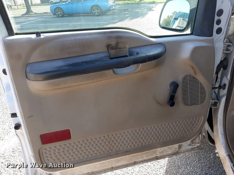 image for item DO3131 2005 Ford F250 Super Duty  pickup truck