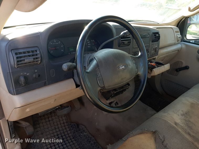 image for item DO3131 2005 Ford F250 Super Duty  pickup truck