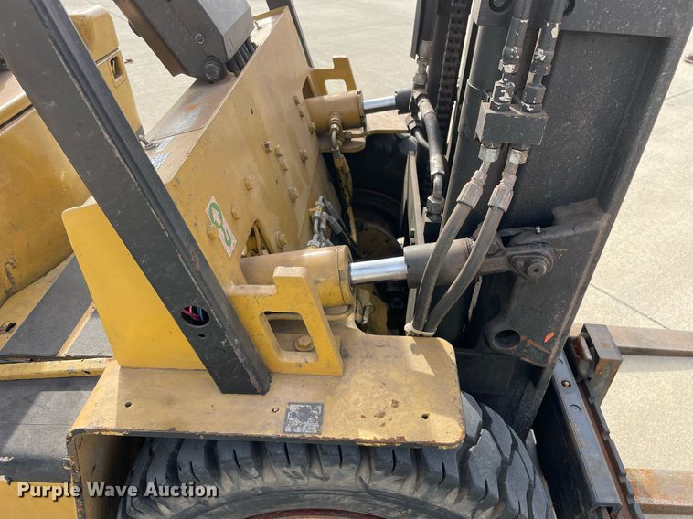 image for item DP0237 Caterpillar V50DSA  forklift