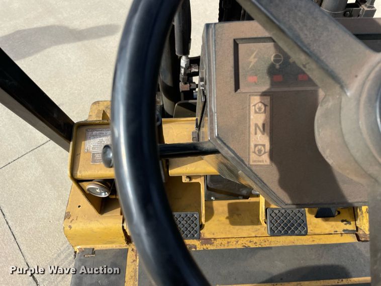 image for item DP0237 Caterpillar V50DSA  forklift