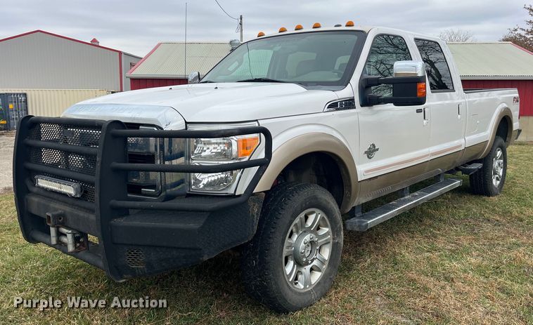 image for item DP2136 2012 Ford F350 Super Duty Lariat  Crew Cab pickup truck