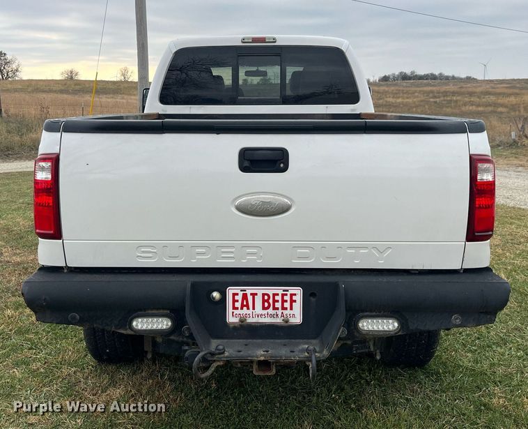 image for item DP2136 2012 Ford F350 Super Duty Lariat  Crew Cab pickup truck