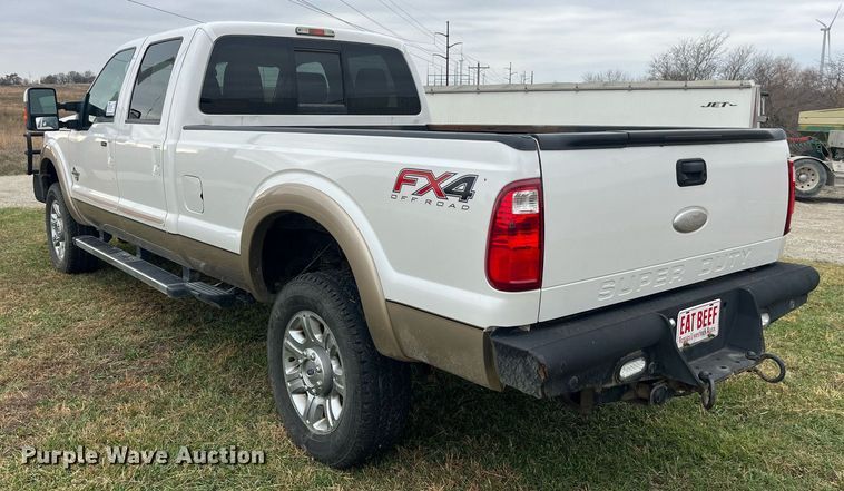 image for item DP2136 2012 Ford F350 Super Duty Lariat  Crew Cab pickup truck