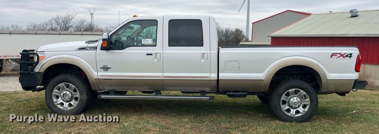 image for item DP2136 2012 Ford F350 Super Duty Lariat  Crew Cab pickup truck
