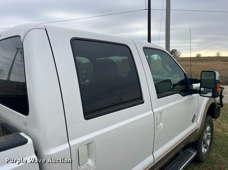 image for item DP2136 2012 Ford F350 Super Duty Lariat  Crew Cab pickup truck