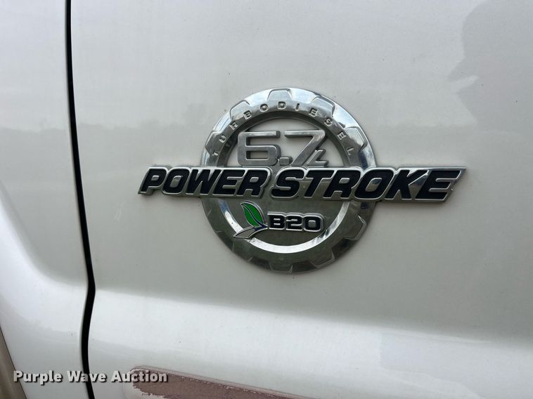 image for item DP2136 2012 Ford F350 Super Duty Lariat  Crew Cab pickup truck