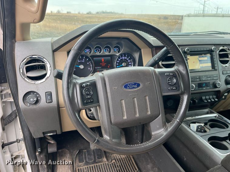 image for item DP2136 2012 Ford F350 Super Duty Lariat  Crew Cab pickup truck