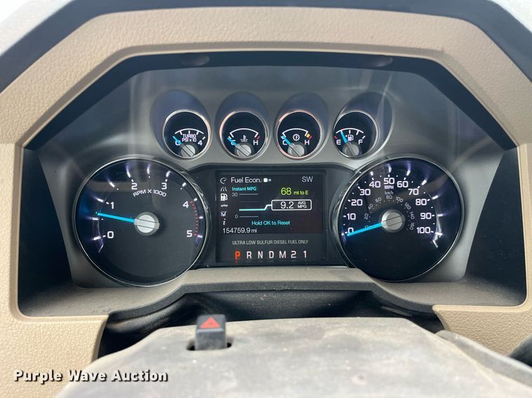 image for item DP2136 2012 Ford F350 Super Duty Lariat  Crew Cab pickup truck