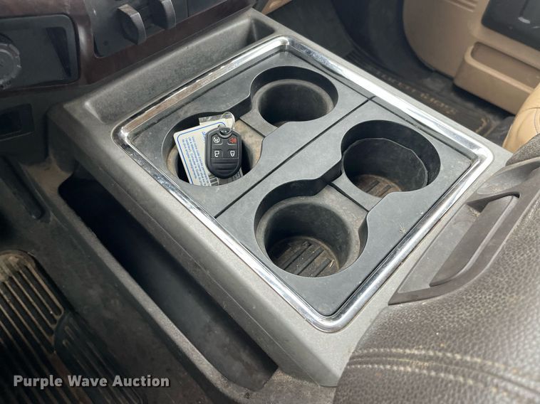 image for item DP2136 2012 Ford F350 Super Duty Lariat  Crew Cab pickup truck