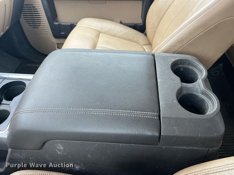 image for item DP2136 2012 Ford F350 Super Duty Lariat  Crew Cab pickup truck