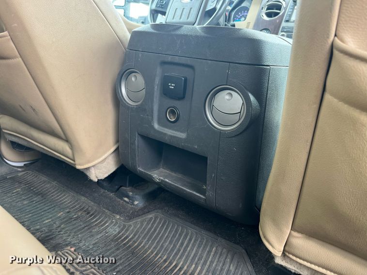 image for item DP2136 2012 Ford F350 Super Duty Lariat  Crew Cab pickup truck