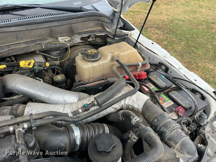 image for item DP2136 2012 Ford F350 Super Duty Lariat  Crew Cab pickup truck