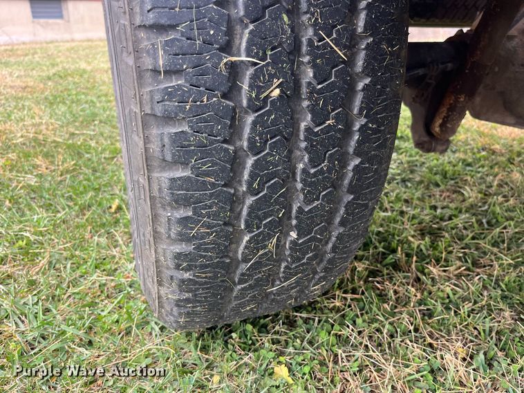 image for item DP2136 2012 Ford F350 Super Duty Lariat  Crew Cab pickup truck