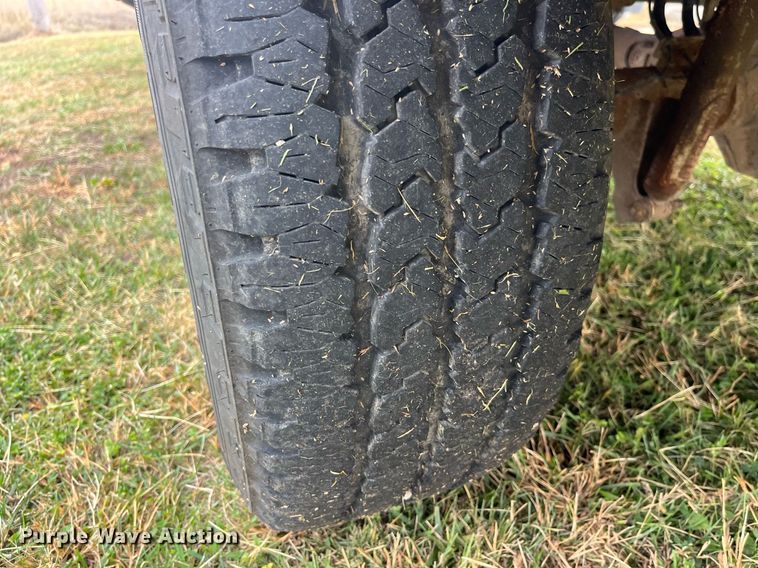 image for item DP2136 2012 Ford F350 Super Duty Lariat  Crew Cab pickup truck