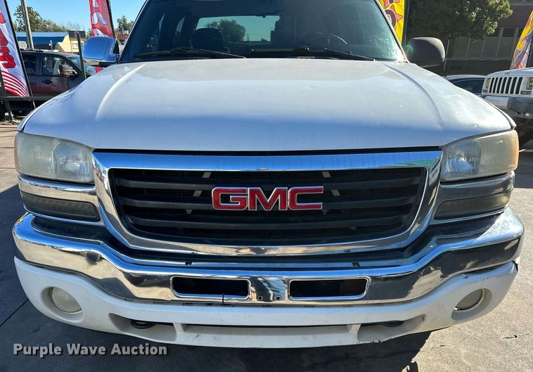 image for item DP3202 2007 GMC Sierra 1500  Crew Cab pickup truck
