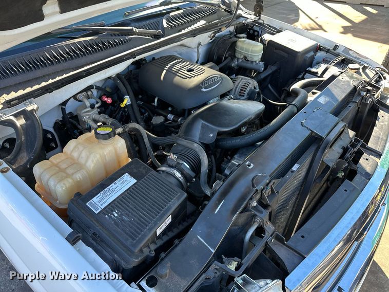 image for item DP3202 2007 GMC Sierra 1500  Crew Cab pickup truck