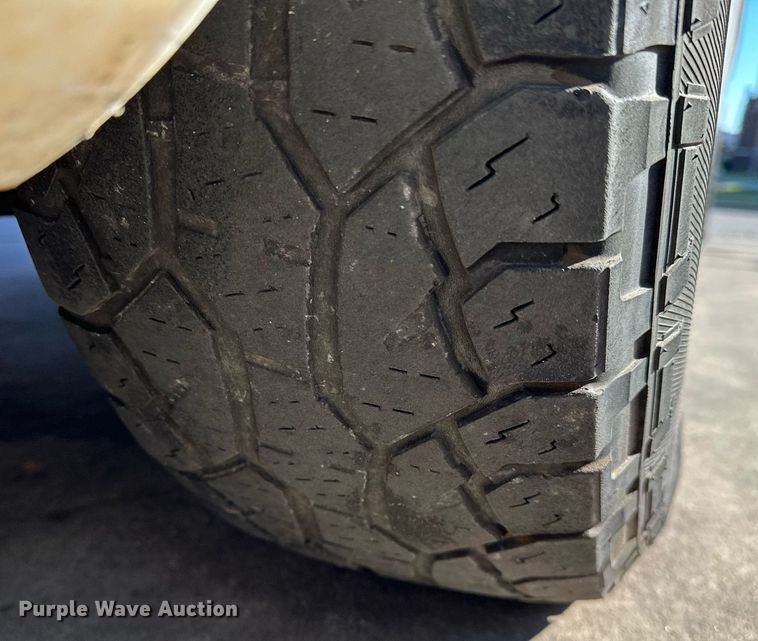 image for item DP3202 2007 GMC Sierra 1500  Crew Cab pickup truck