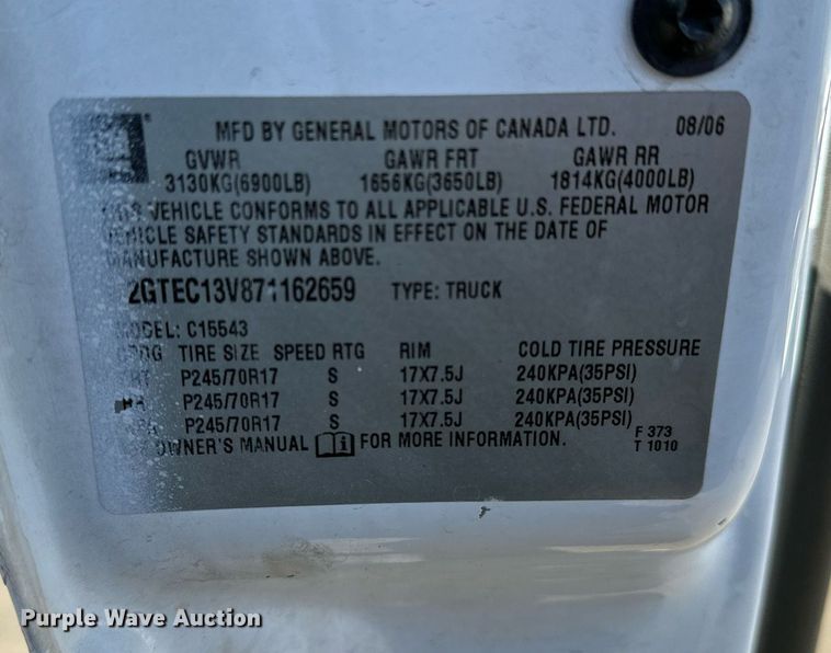 image for item DP3202 2007 GMC Sierra 1500  Crew Cab pickup truck