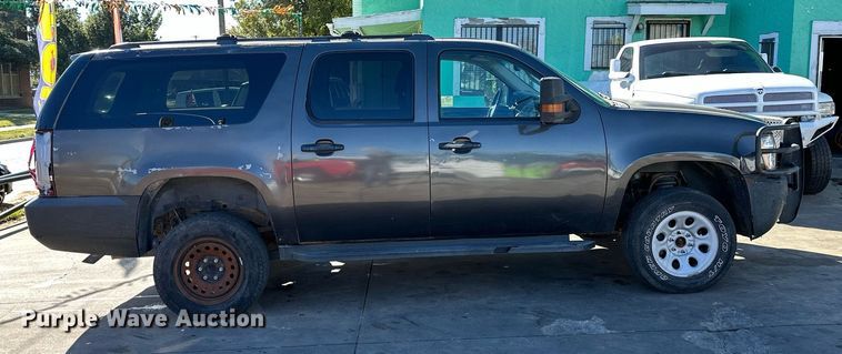image for item DP3203 2010 Chevrolet Suburban 1500  SUV