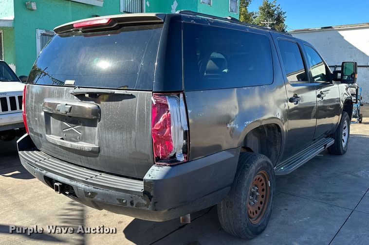 image for item DP3203 2010 Chevrolet Suburban 1500  SUV