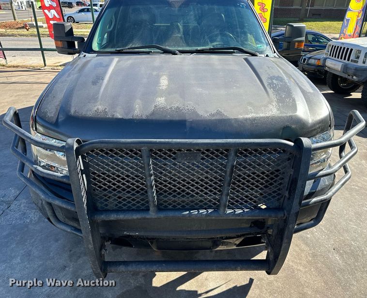 image for item DP3203 2010 Chevrolet Suburban 1500  SUV