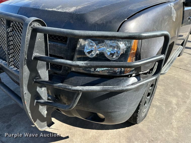 image for item DP3203 2010 Chevrolet Suburban 1500  SUV