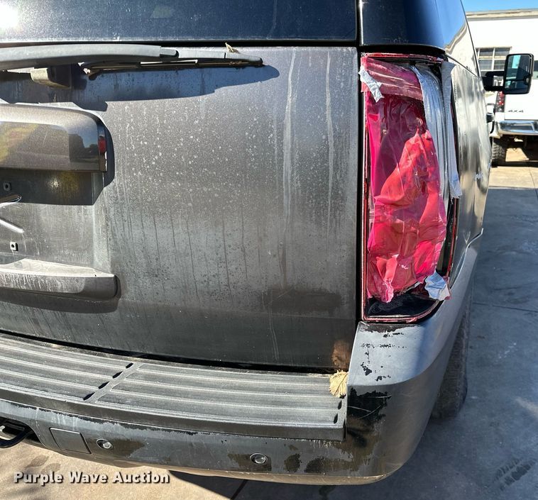 image for item DP3203 2010 Chevrolet Suburban 1500  SUV