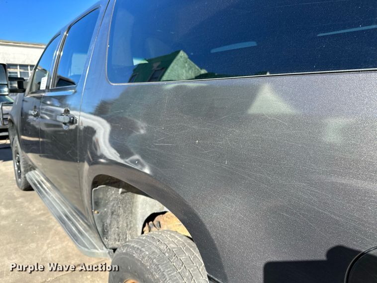 image for item DP3203 2010 Chevrolet Suburban 1500  SUV