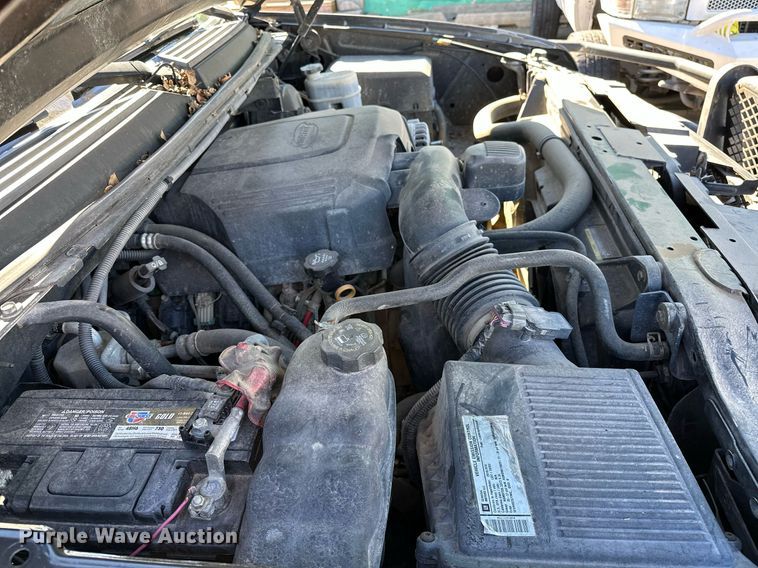 image for item DP3203 2010 Chevrolet Suburban 1500  SUV