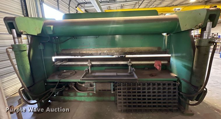 image for item DP3208 1991 Accurpress 717512  press brake