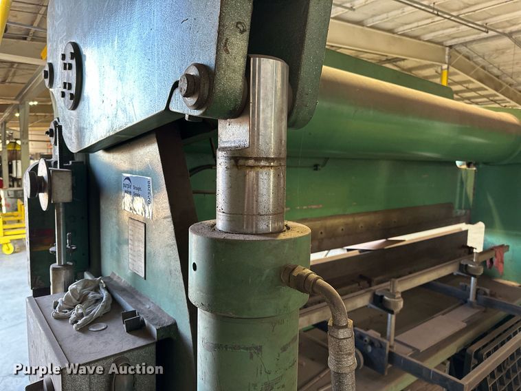 image for item DP3208 1991 Accurpress 717512  press brake