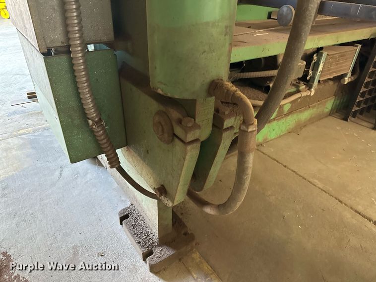 image for item DP3208 1991 Accurpress 717512  press brake