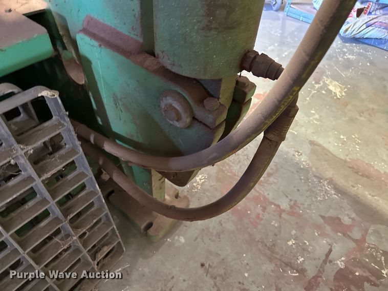 image for item DP3208 1991 Accurpress 717512  press brake