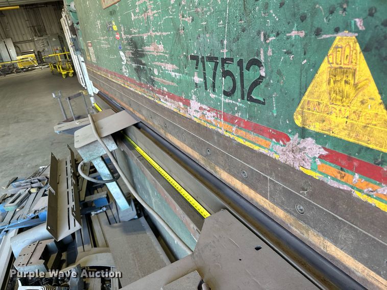 image for item DP3208 1991 Accurpress 717512  press brake