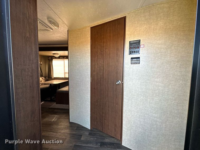 image for item DP3216 2016 Keystone Hideout  camper