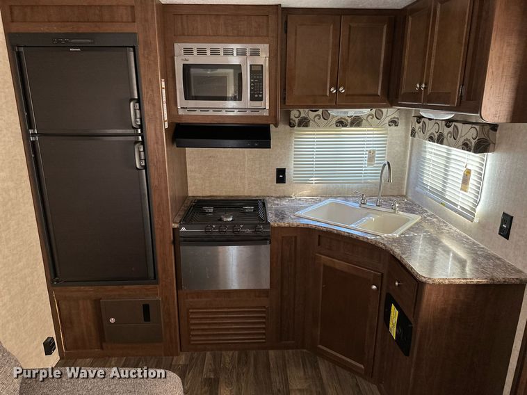 image for item DP3216 2016 Keystone Hideout  camper